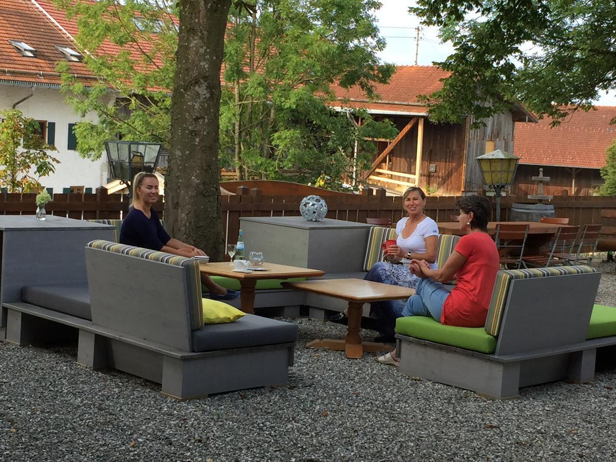 Hotel Alpenblick Riedering Exterior foto