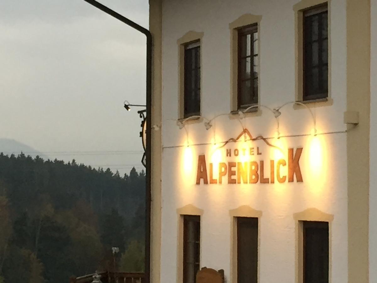 Hotel Alpenblick Riedering Exterior foto