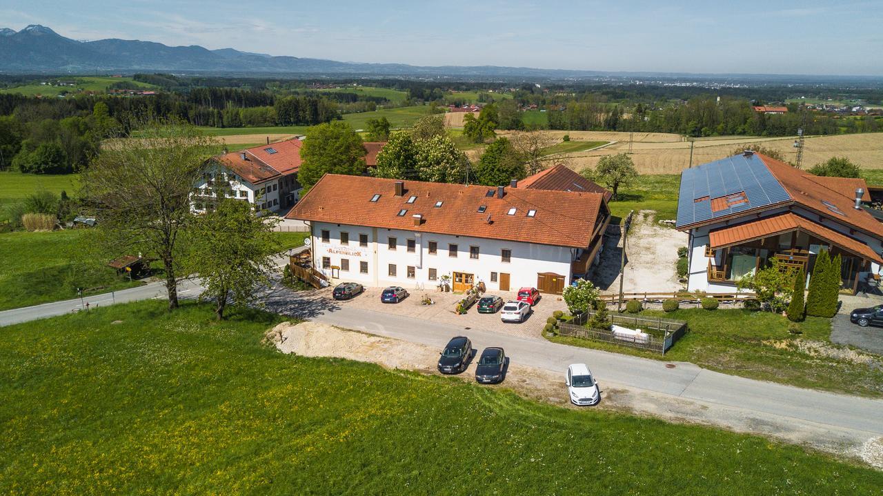 Hotel Alpenblick Riedering Exterior foto
